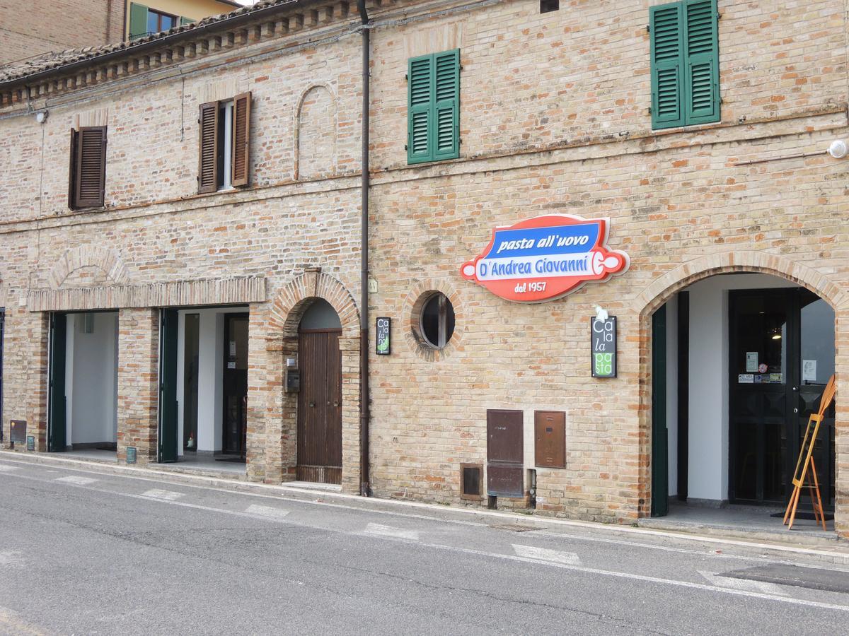 Calalanotte Hotell Recanati Exteriör bild